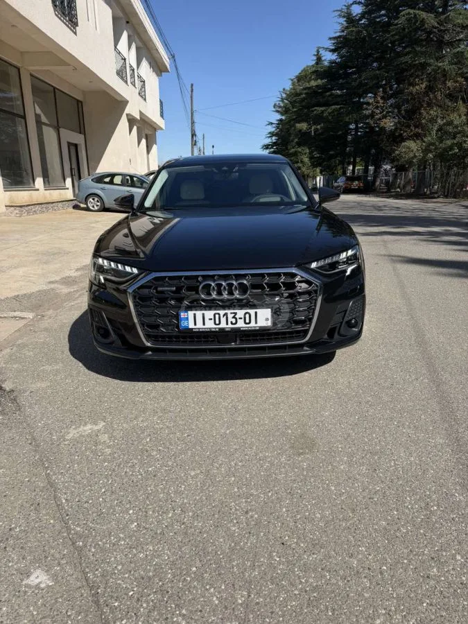 Audi A8 2023 — фото 1, купить с доставкой в Москву