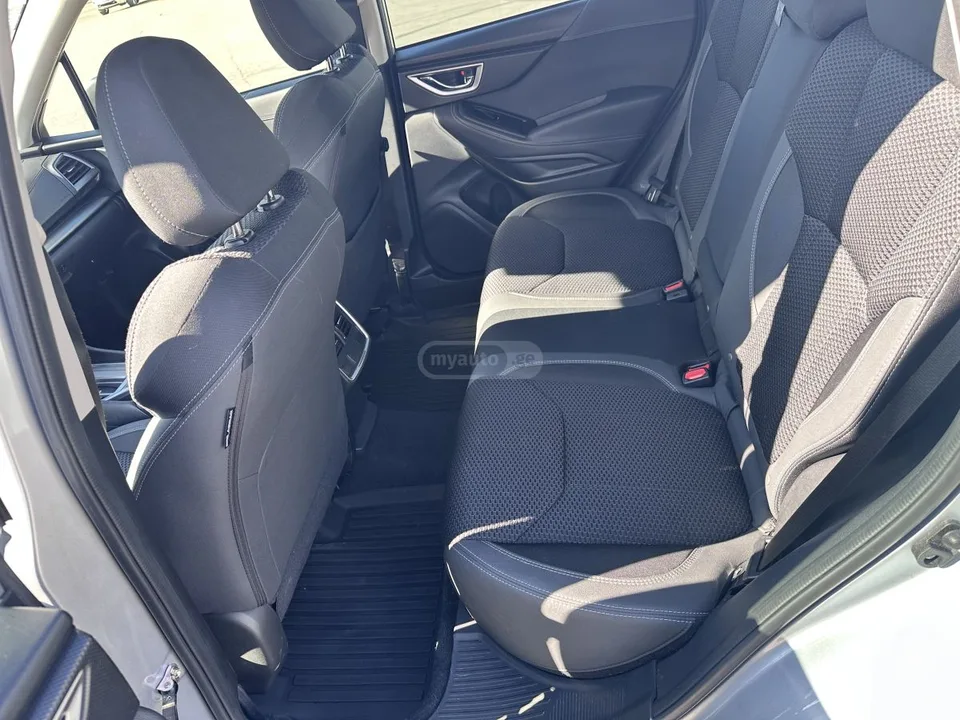 Subaru Forester Premium 4dr All-Wheel Drive CV 2022 — миниатюра 4