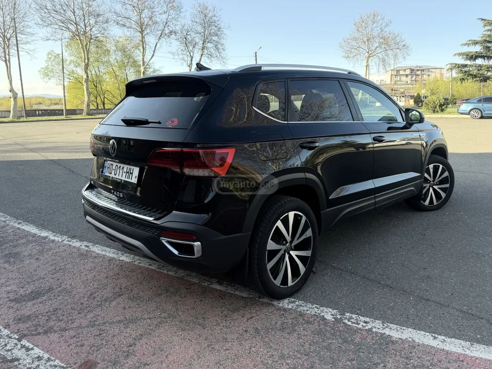 Volkswagen Taos Se 2024 — миниатюра 2