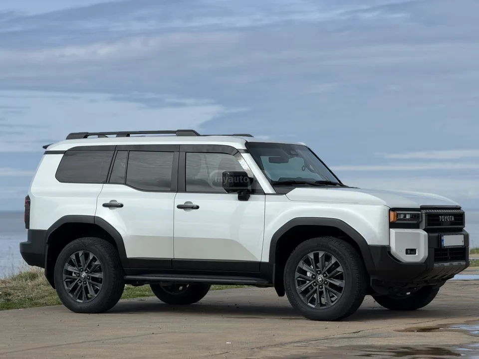 Toyota Land Cruiser Prado Suffix 67 (FULL) 2024 — миниатюра 2