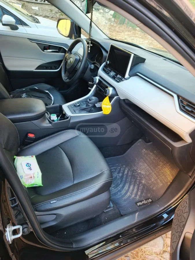 Toyota RAV4 2024 — миниатюра 2