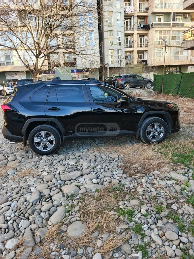 Toyota RAV4 2024 — миниатюра 3