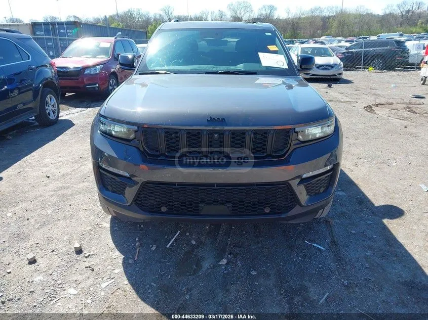Jeep Grand Cherokee 2025 — фото 1, купить с доставкой в Москву