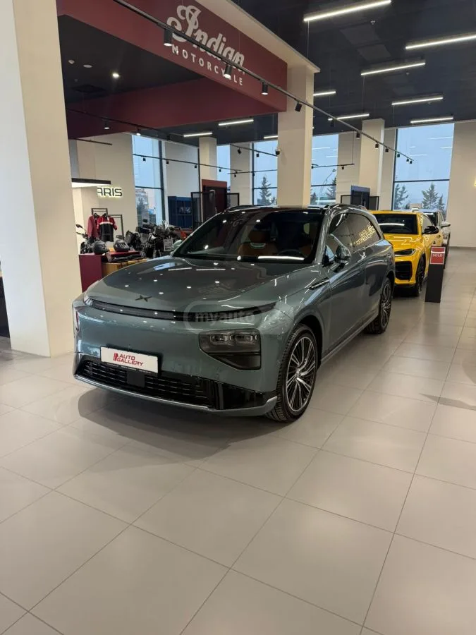XPeng G9 2025 — миниатюра 2