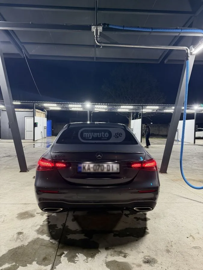 Mercedes-Benz E 350 177 2022 — миниатюра 2