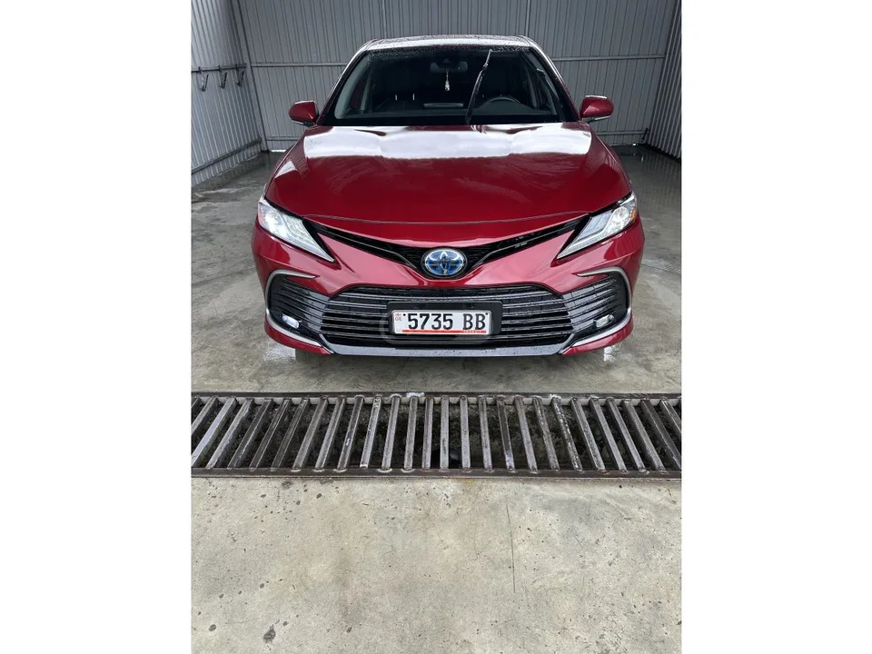 Toyota Camry XLE 4dr Front-Wheel Drive Seda 2022 — миниатюра 2