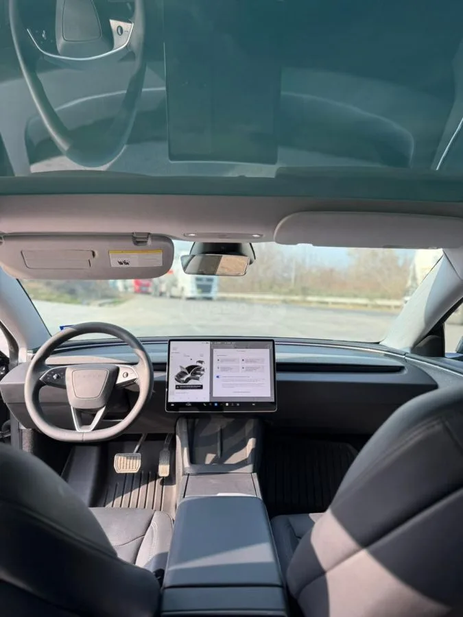 Tesla Model 3 zadni privod 2024 — миниатюра 4