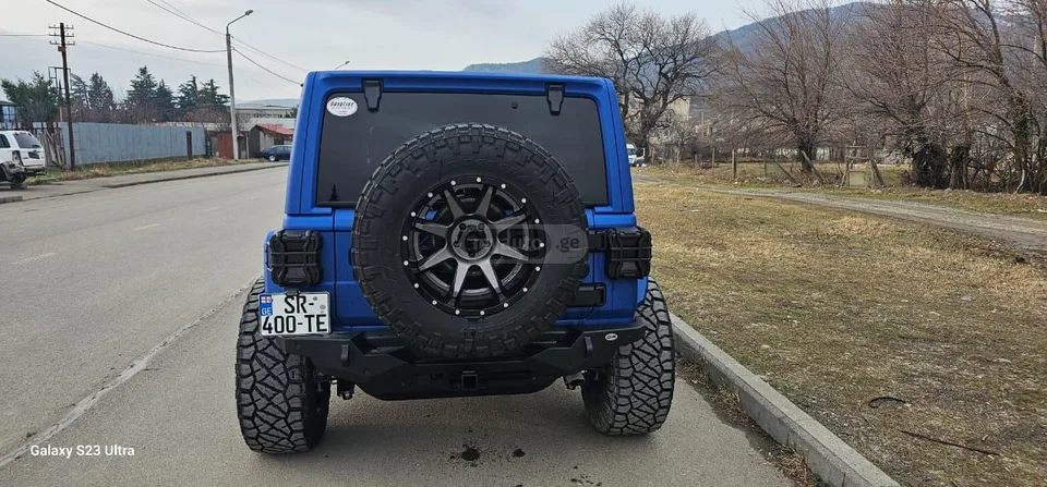 Jeep Wrangler Rubicon 4dr 4x4 Automatic 2022 — миниатюра 2