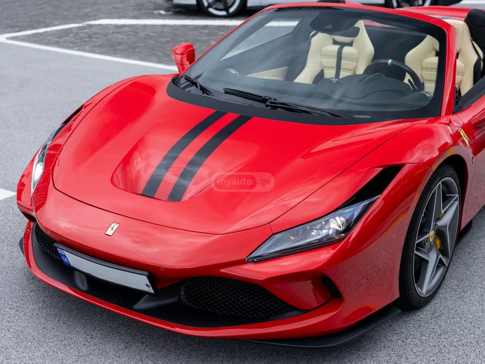 Ferrari F 8 Tributo 2023 — миниатюра 3