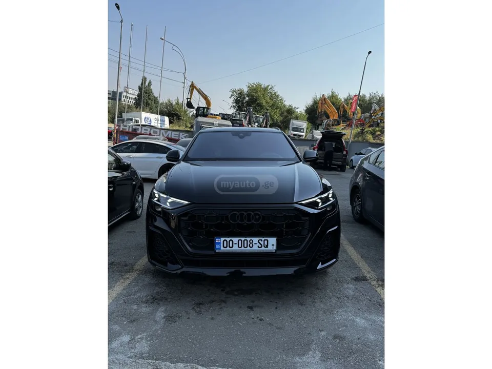 Audi SQ8 4.0T Premium Plus 4dr All Whee 2024 — миниатюра 2