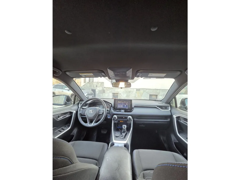 Toyota RAV 4 SE 4dr All-Wheel Drive CVT 2022 — миниатюра 4