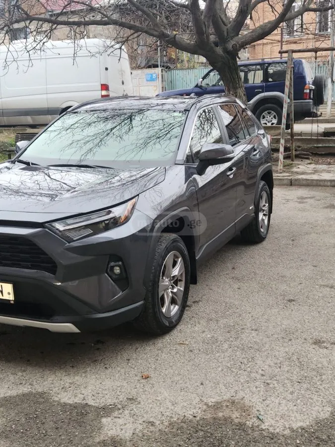 Toyota RAV 4 2024 — миниатюра 2