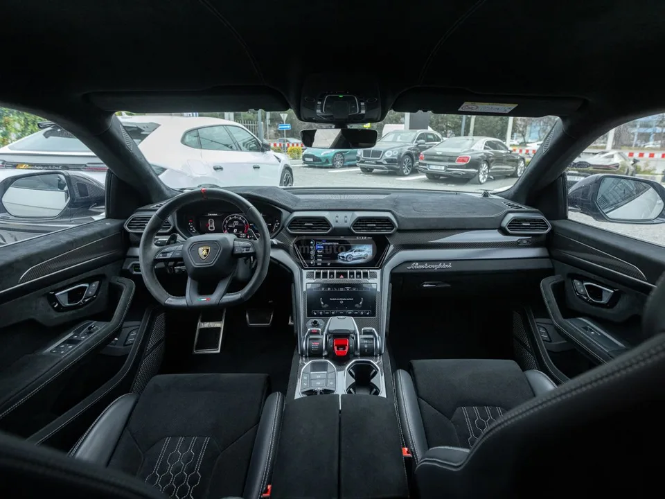 Lamborghini Urus Performante 2023 — миниатюра 4