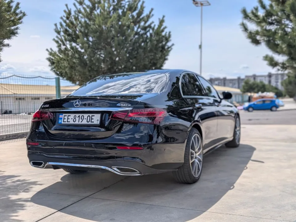 Mercedes-Benz E 450 2022 — миниатюра 2