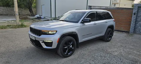 Jeep Grand Cherokee 2023 купить в Москве