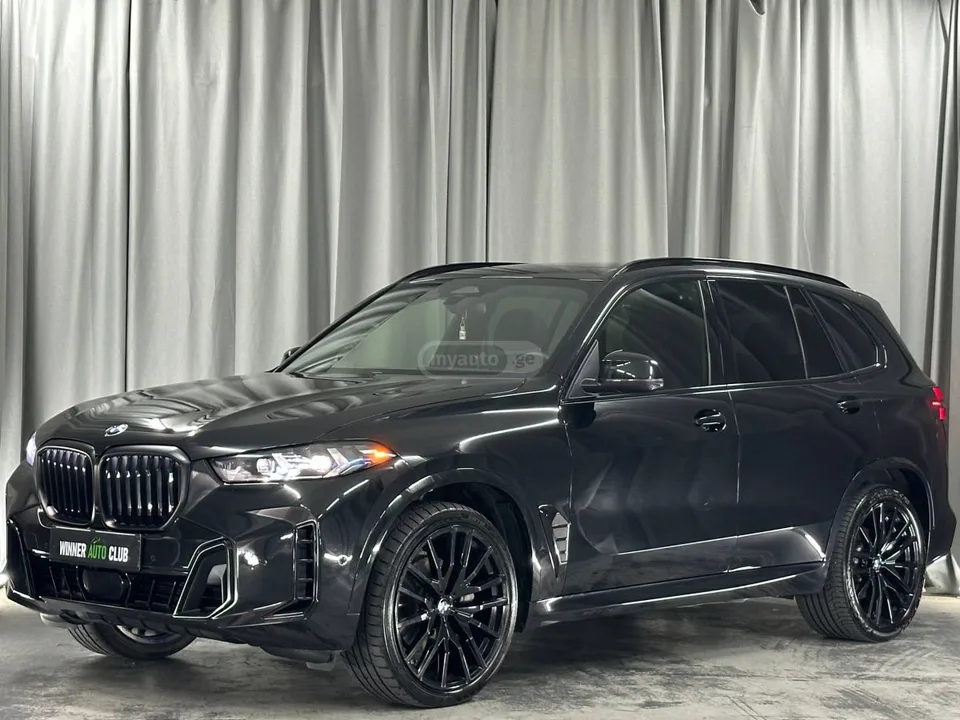 BMW X5 2023 — фото 1, купить с доставкой в Москву