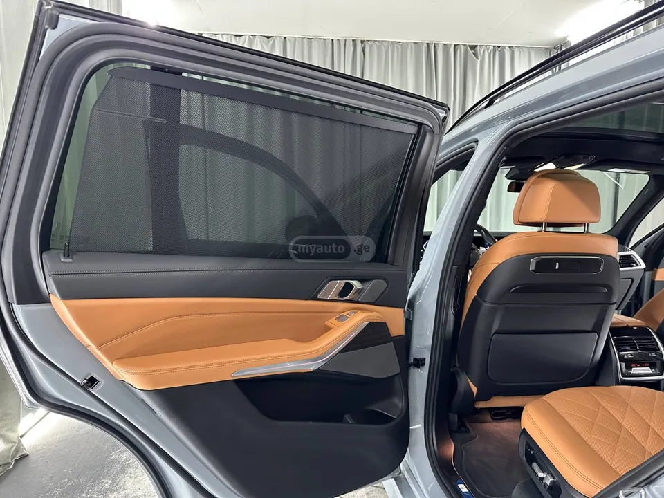 BMW X7 2023 — миниатюра 4