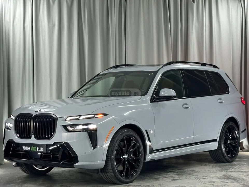 BMW X7 2023 — фото 1, купить с доставкой в Москву
