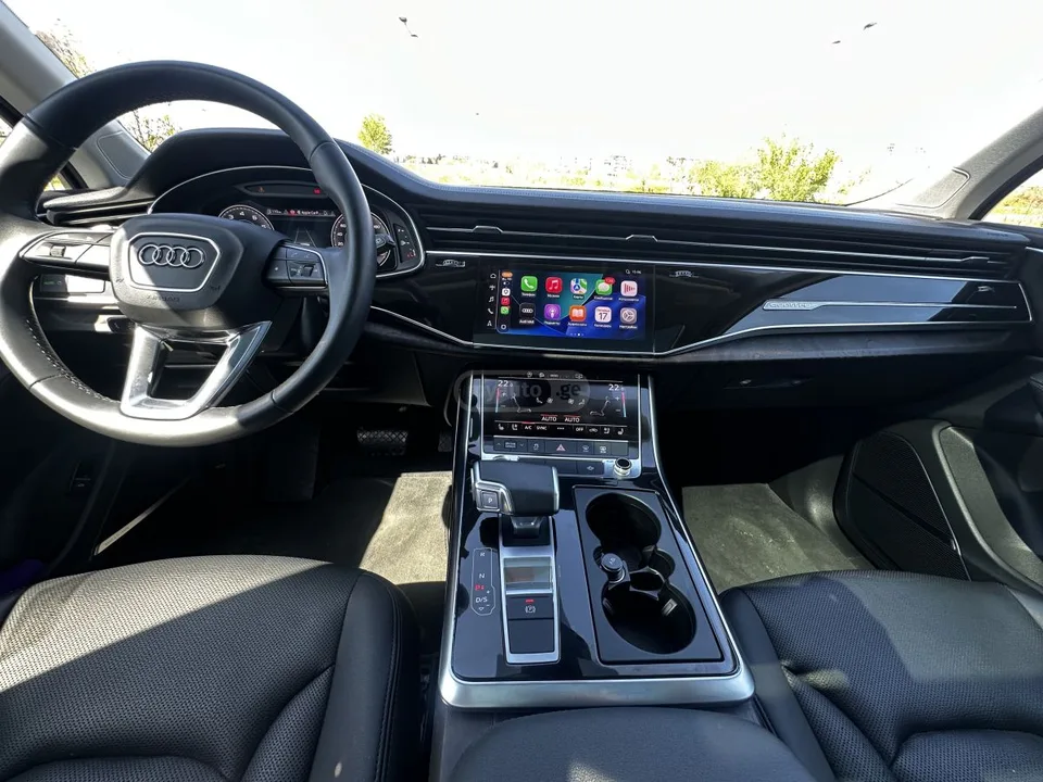 Audi Q7 55 Premium 4dr All-Wheel Drive 2023 — миниатюра 3