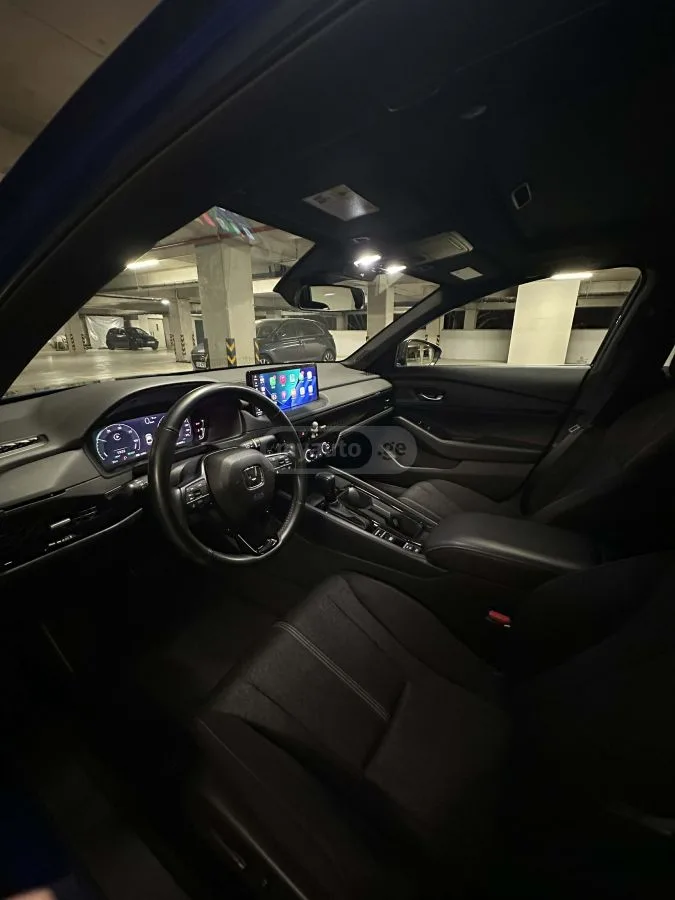 Honda Accord Sport 4dr Sedan CVT 2023 — миниатюра 4