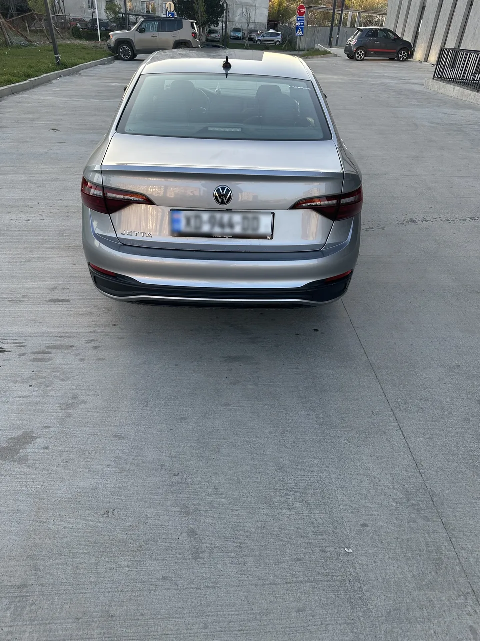 Volkswagen Jetta 2023 — миниатюра 2