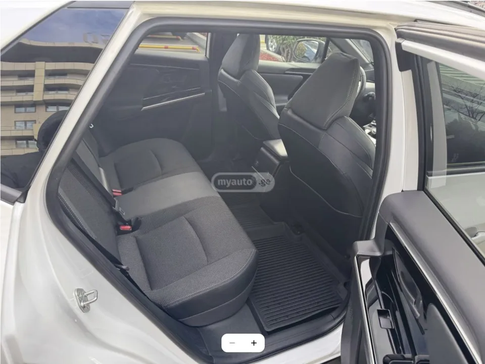 Toyota bZ4X XLE 2025 — миниатюра 4