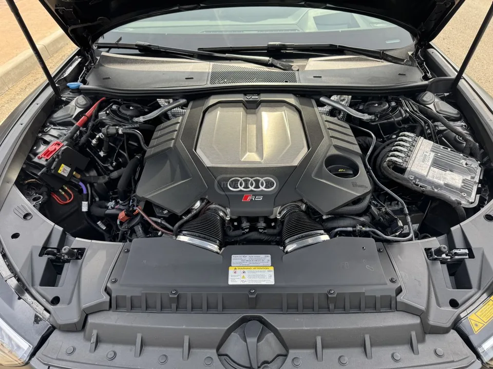 Audi RS6 2024 — миниатюра 5