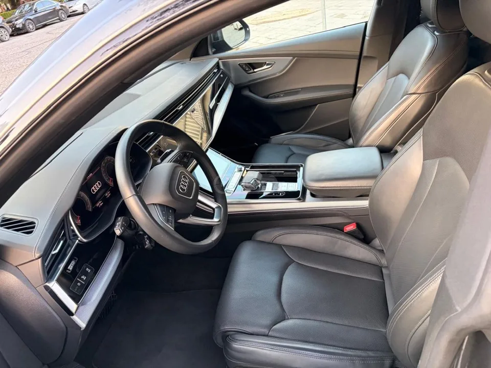 Audi Q8 2023 — миниатюра 5