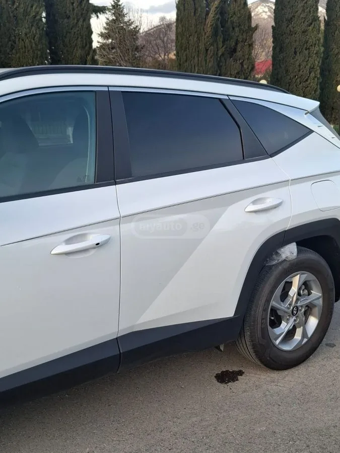 Hyundai Tucson 2022 — миниатюра 3