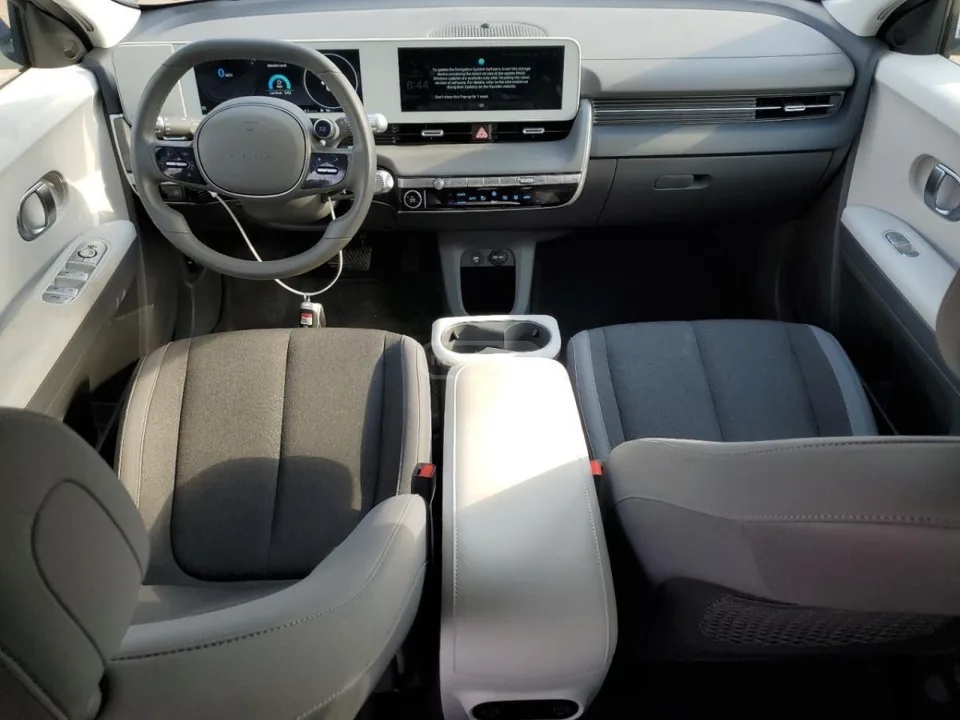 Chevrolet Bolt EV 2023 — миниатюра 4