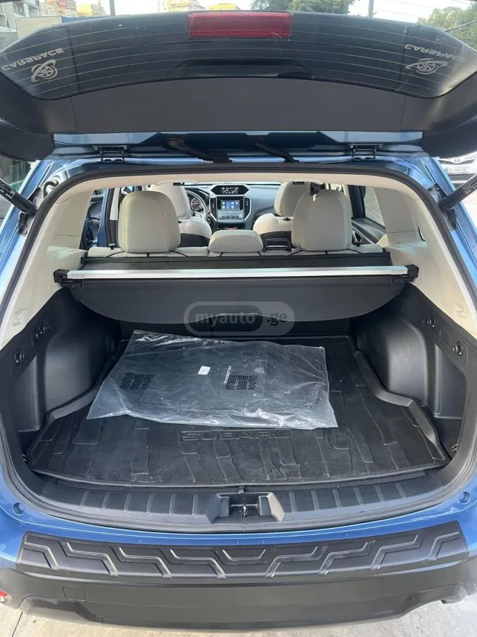 Subaru Forester Premium 4dr All-Wheel Drive CV 2023 — миниатюра 4