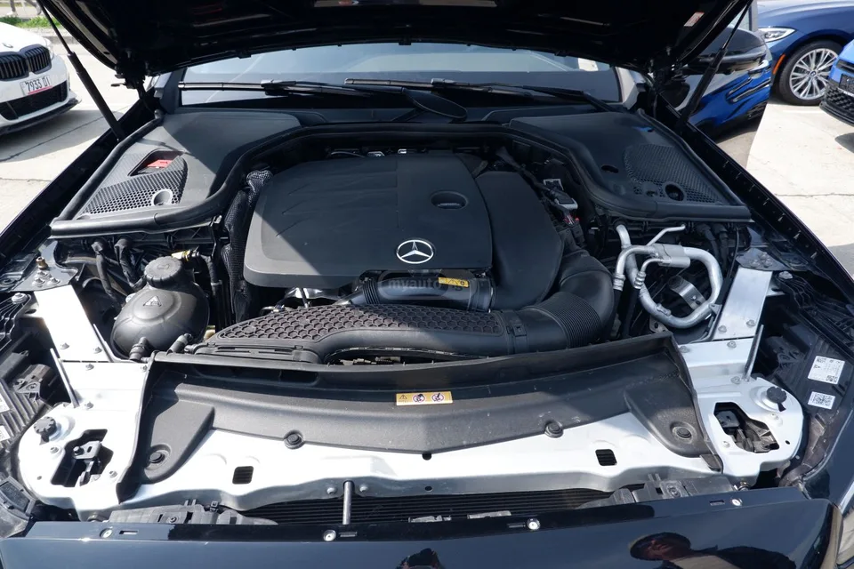 Mercedes-Benz E 350 2022 — миниатюра 5