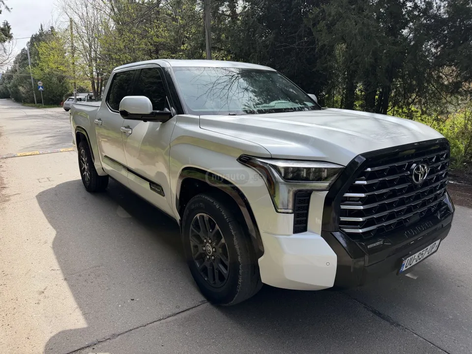 Toyota Tundra Platinum 3.5L V6 4x4 CrewMax 5 2022 — миниатюра 5