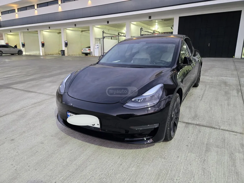 Tesla Model 3 Performance 2022 — миниатюра 3