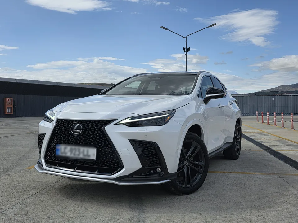 Lexus NX 450 2024 — фото 1, купить с доставкой в Москву