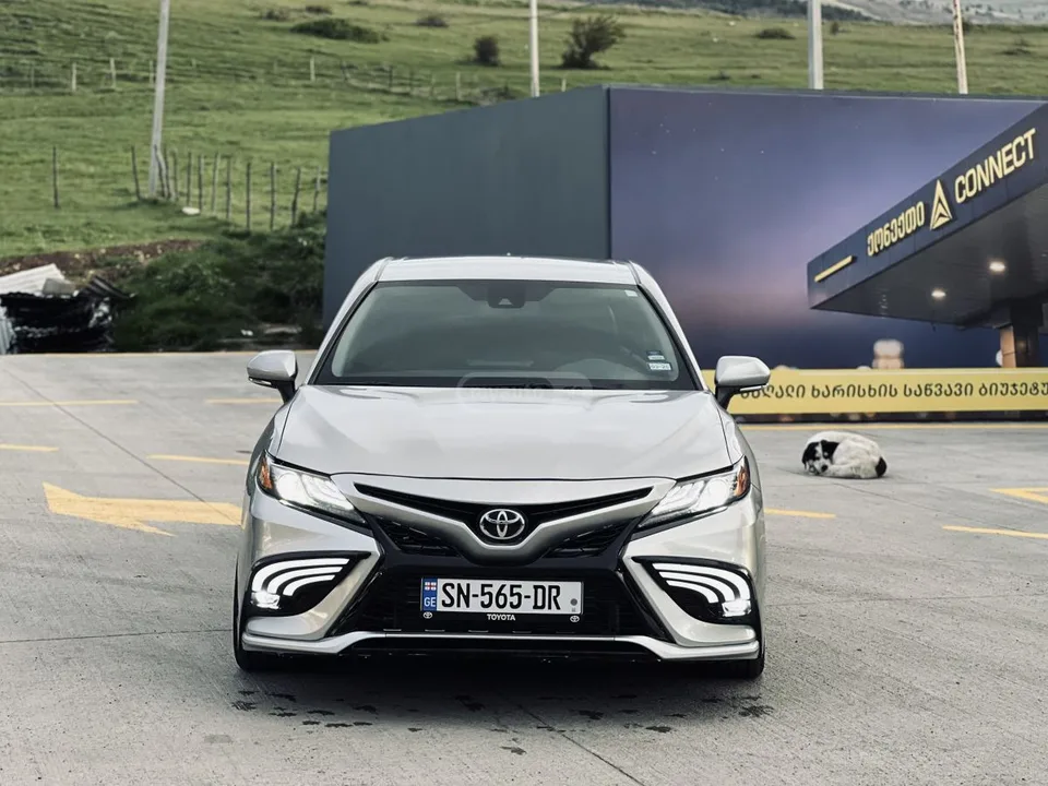 Toyota Camry 2023 — миниатюра 5