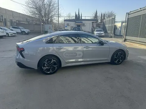 Kia K5 2024 купить в Москве