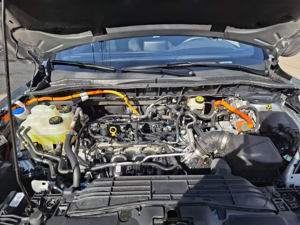 Ford Escape ST-LINE HYBRID 2025 — миниатюра 4