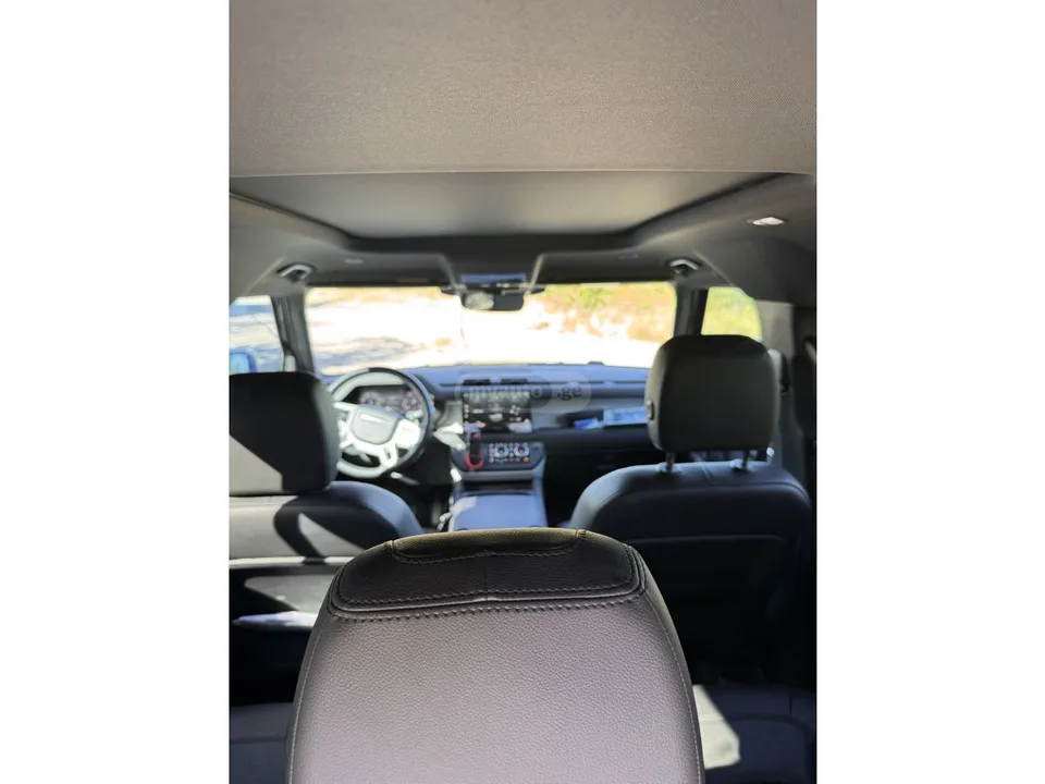 Land Rover Defender 110 2023 — миниатюра 5
