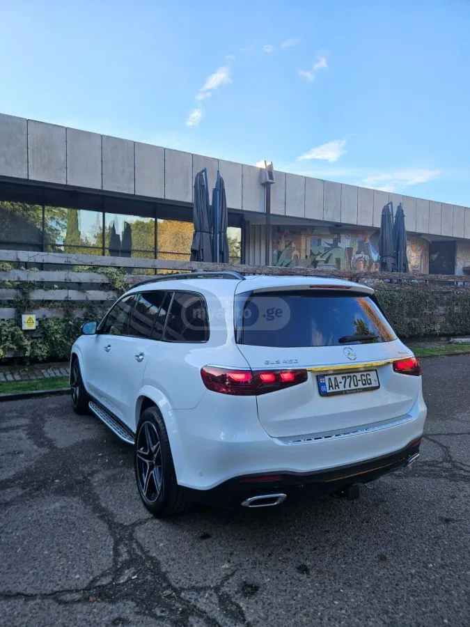 Mercedes-Benz GLS 450 AMG 2024 — миниатюра 3