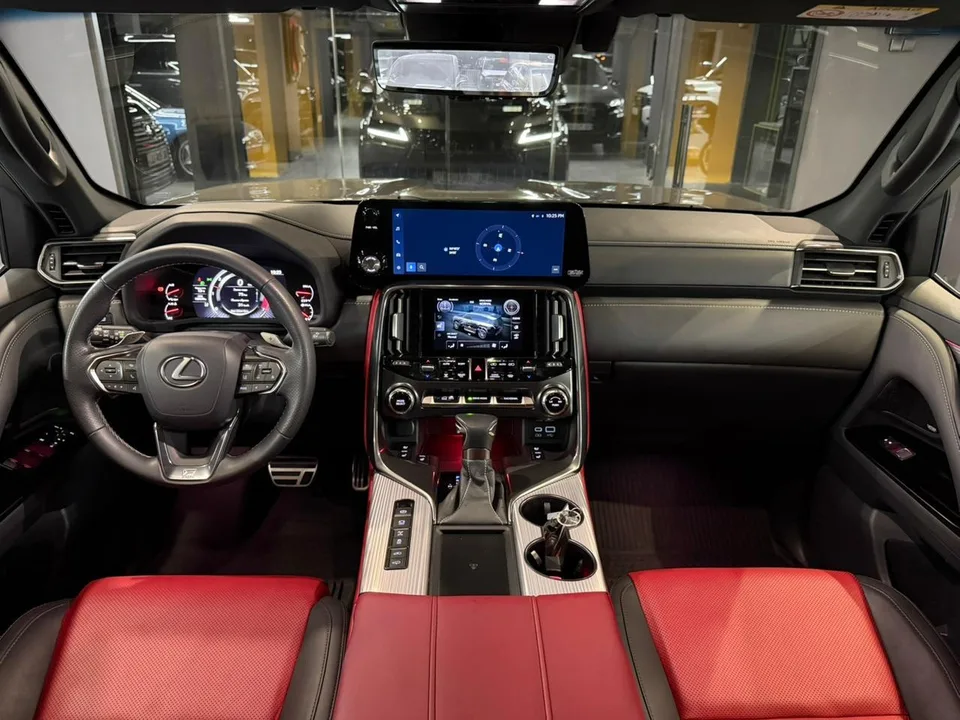 Lexus LX 600 2023 — миниатюра 4
