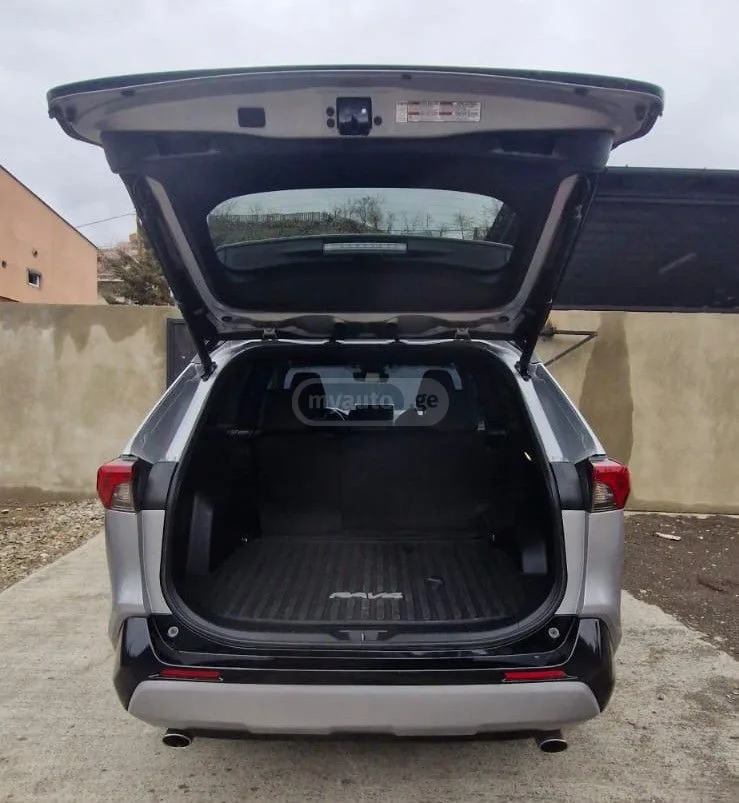 Toyota RAV4 XSE 4dr All-Wheel Drive CVT 2022 — миниатюра 5