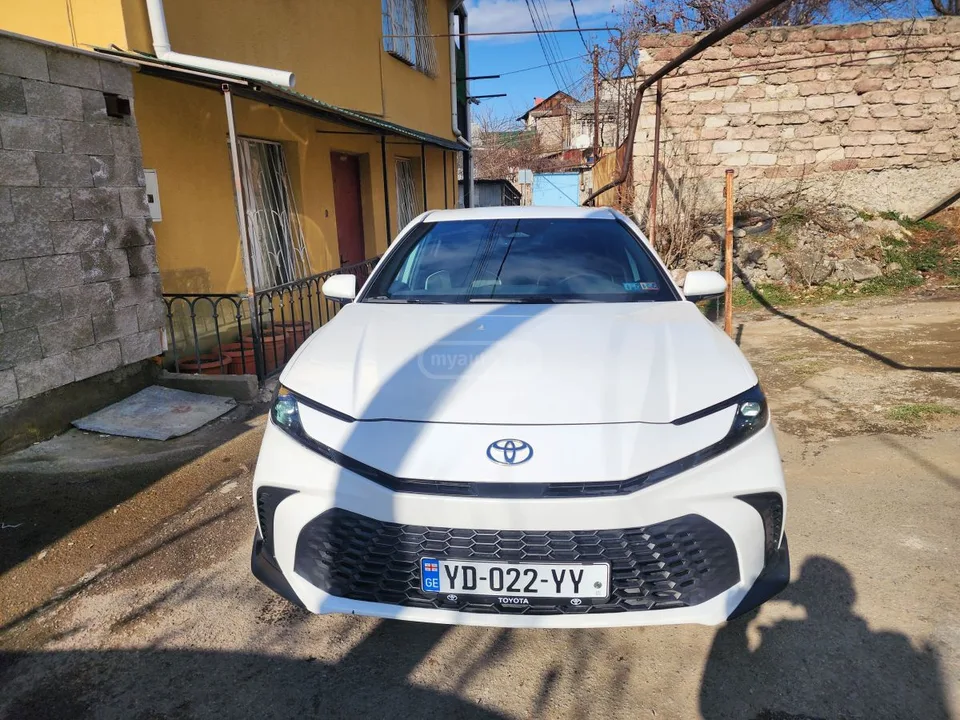 Toyota Camry 2024 — миниатюра 2