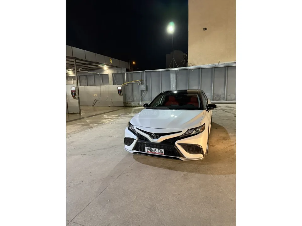 Toyota Camry XSE 4dr Front-Wheel Drive Seda 2022 — фото 1, купить с доставкой в Москву