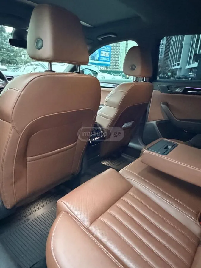Skoda Superb 2023 — миниатюра 3