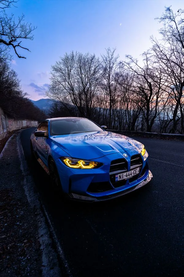 BMW M4 Competition 2dr Rear-Wheel Dri 2023 — миниатюра 3