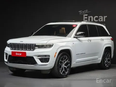 Jeep Grand Cherokee 2023 купить в Москве