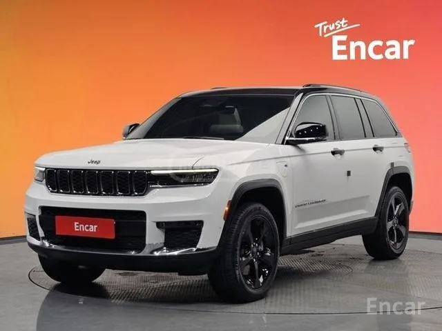 Jeep Grand Cherokee Limited 4dr 4x4 Automatic 2023 — фото 1, купить с доставкой в Москву