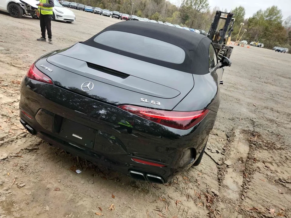Mercedes-Benz SL 63 Base AMG SL 63 2dr All Wheel D 2023 — фото 1, купить с доставкой в Москву