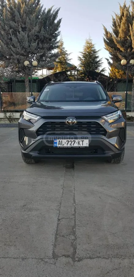 Toyota RAV 4 2023 — миниатюра 3